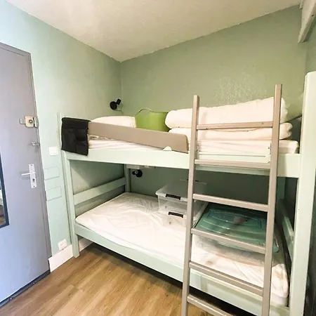 Climatisé, Parking - 4 Pers. Appartement *